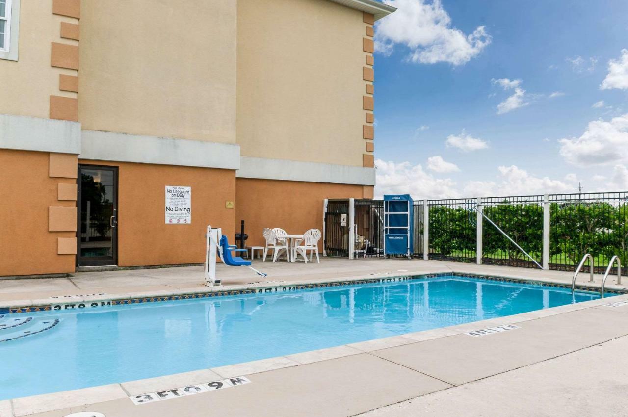 Quality Inn & Suites Houma Exterior photo