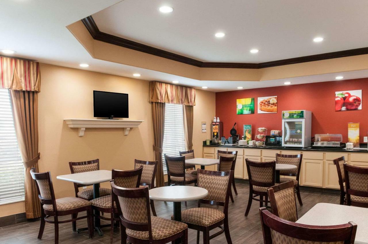 Quality Inn & Suites Houma Exterior photo